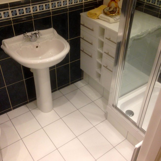 Amtico 9 x 12 Bathroom Tiles