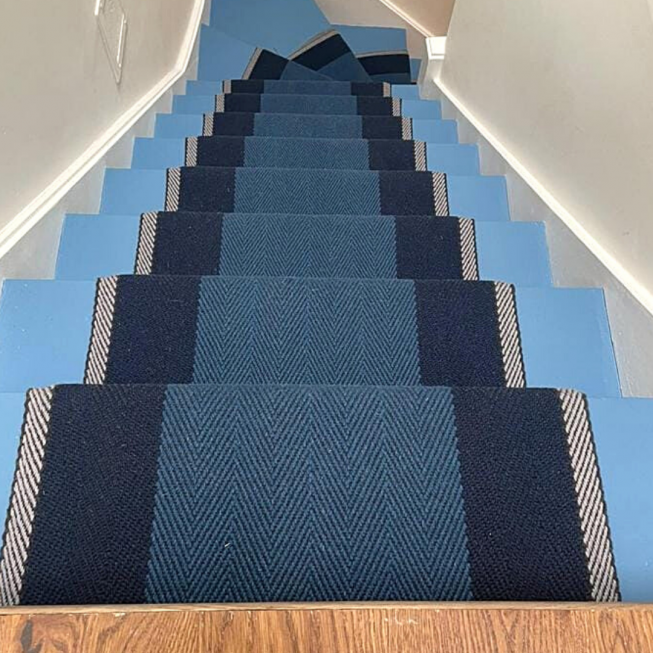 Roger Oates Stair Runner in Franklin Indigo 61 cm REF 12146