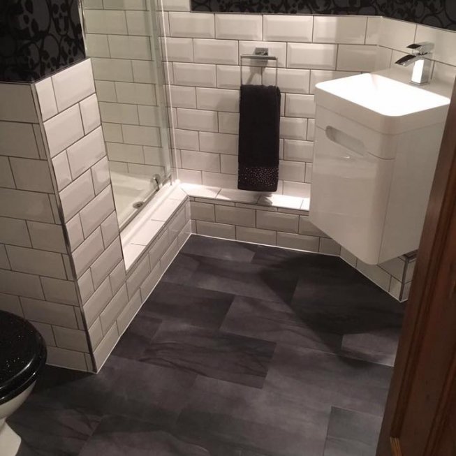 Amtico Umbra Eclipse in Bathroom